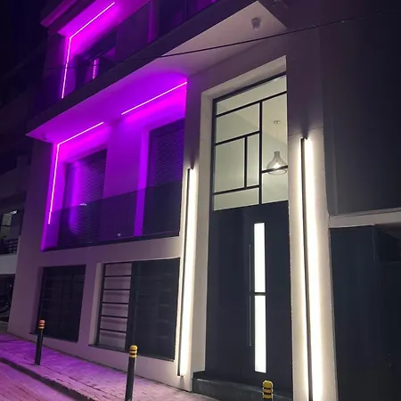 Adas Aura - Boutique In Old Town
