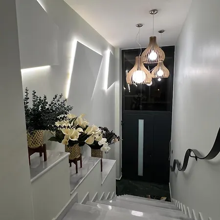 Adas Aura - Boutique In Old Town Appartamento